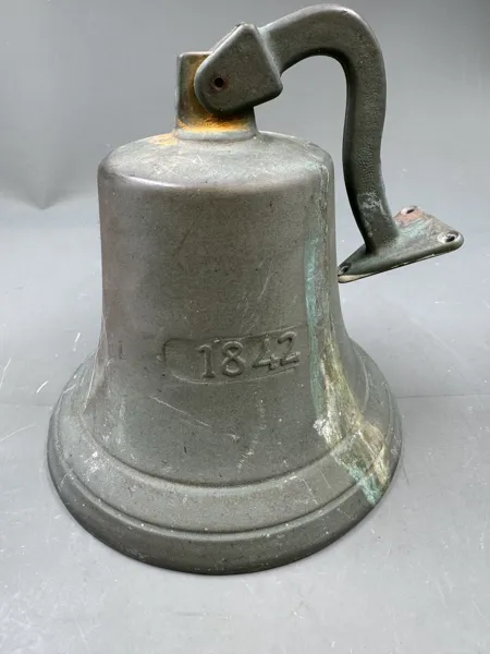 Stor Messingbjelle 1842