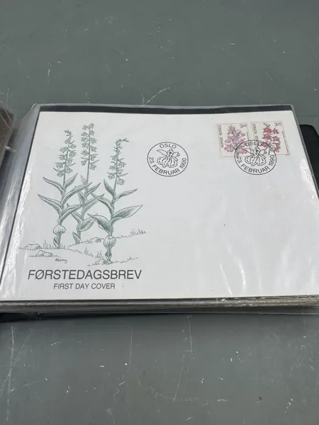 Album m/ førstedagsbrev