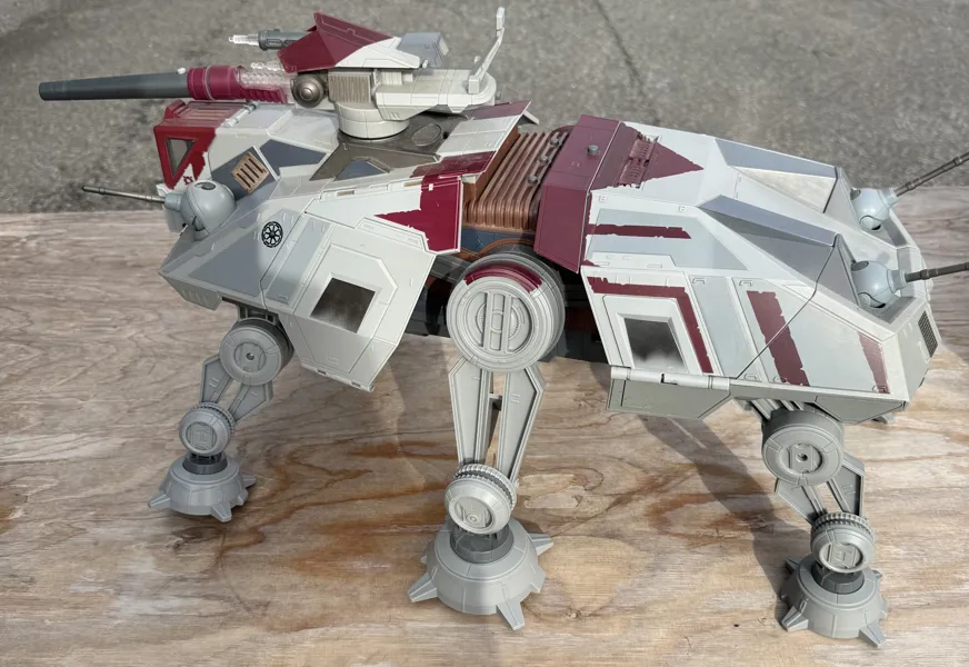 Hasbro Star Wars Walker The clone Wars AT TE  leke fra 2008