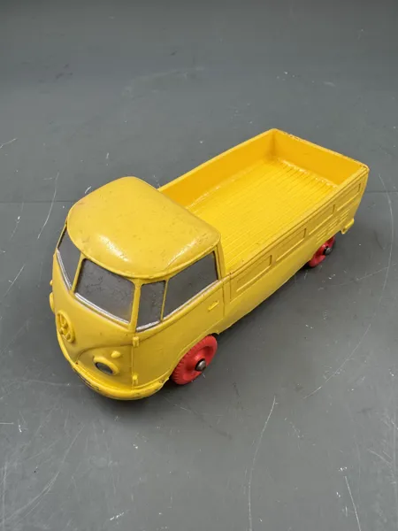Tomte Lærdal Gul Pickup