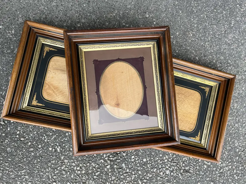 3 gamle fotorammer