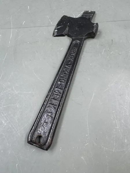 Artig gml vikingmelk øks ,opptrekker og hammer