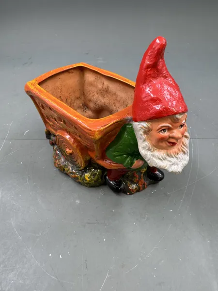 Gammel Nisse m/ vogn