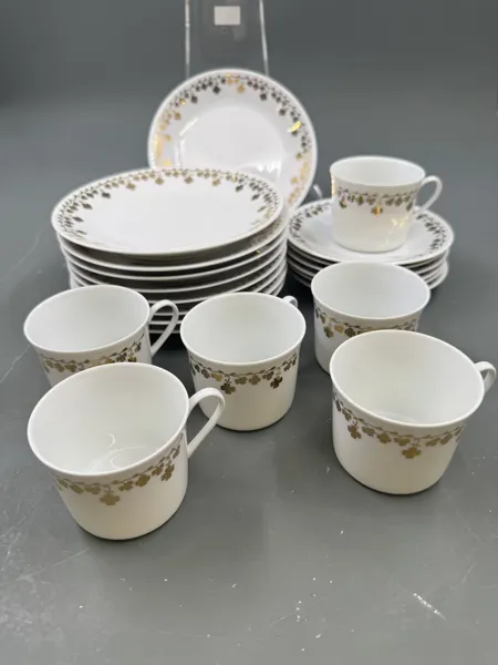 PP- Kaffeservise gullkløver