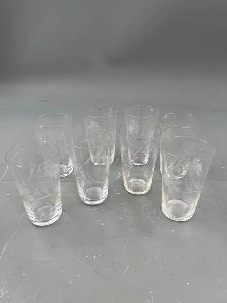Hadeland- 8 farris glass 