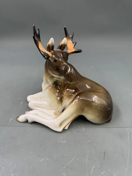 Klassisk Porselensfigur "Elg"