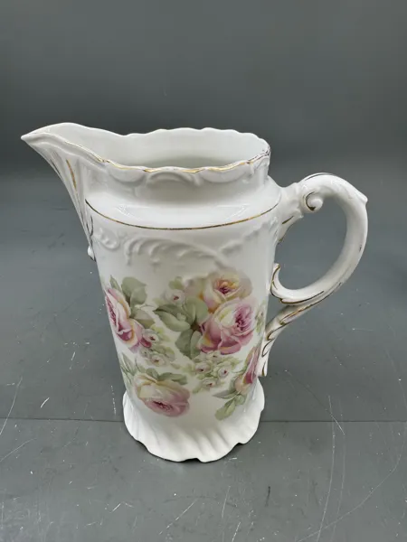 PP- Mugge med svak rosa dekor