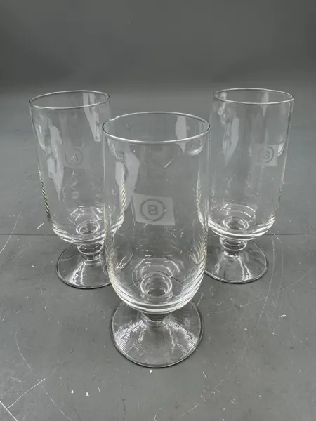 Lott 3 glass Iver bugge skibs a/s Larvik