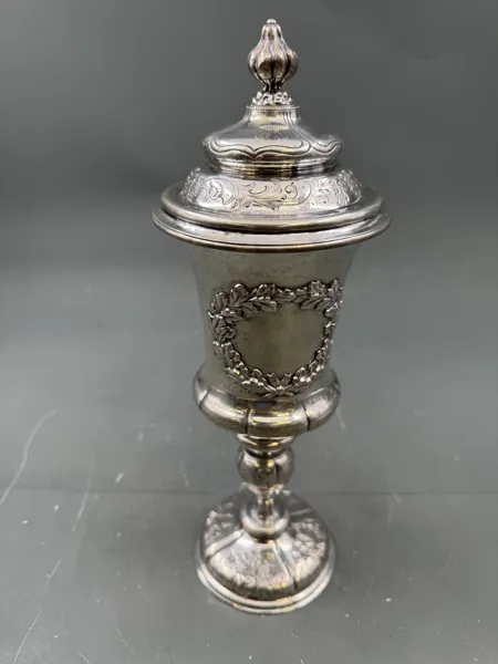 Sølvplett pokal med glass